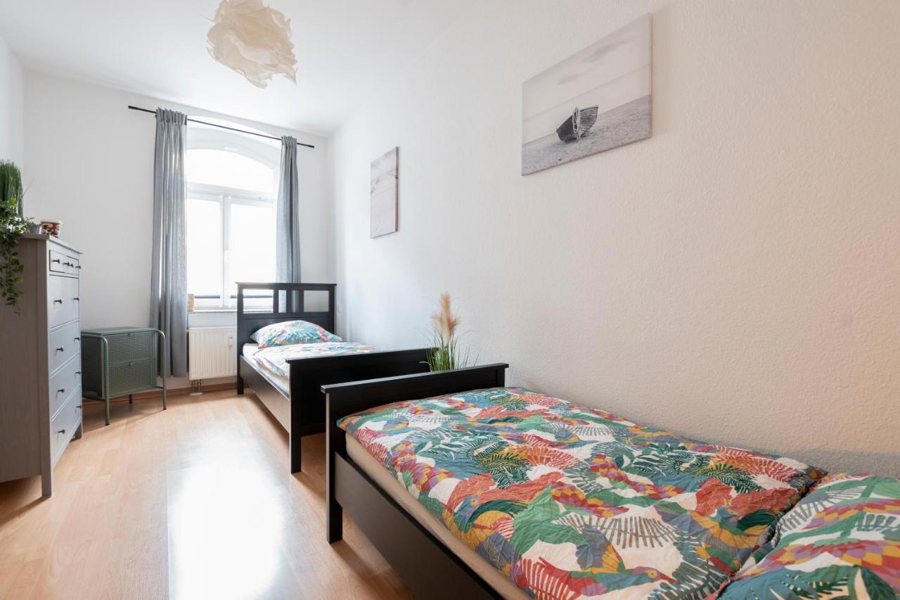 Zwickau Mittendrin, Tolles Balkon-Apartment エクステリア 写真
