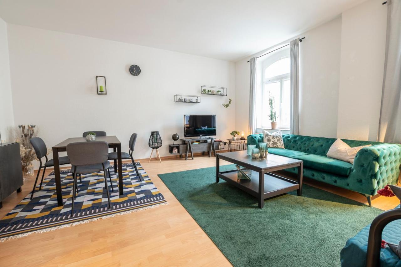 Zwickau Mittendrin, Tolles Balkon-Apartment エクステリア 写真
